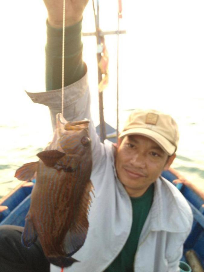 Ruen Thai Rim Haad Klaeng Luaran gambar