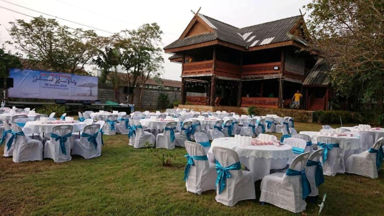 Ruen Thai Rim Haad Klaeng Luaran gambar
