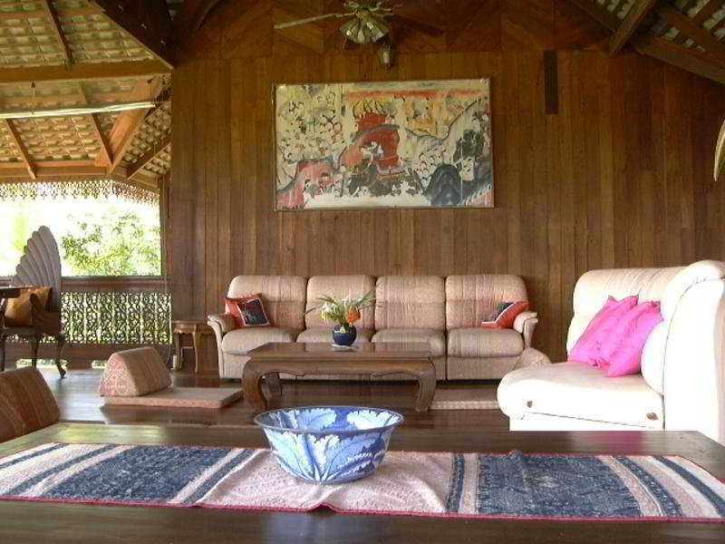 Ruen Thai Rim Haad Klaeng Luaran gambar